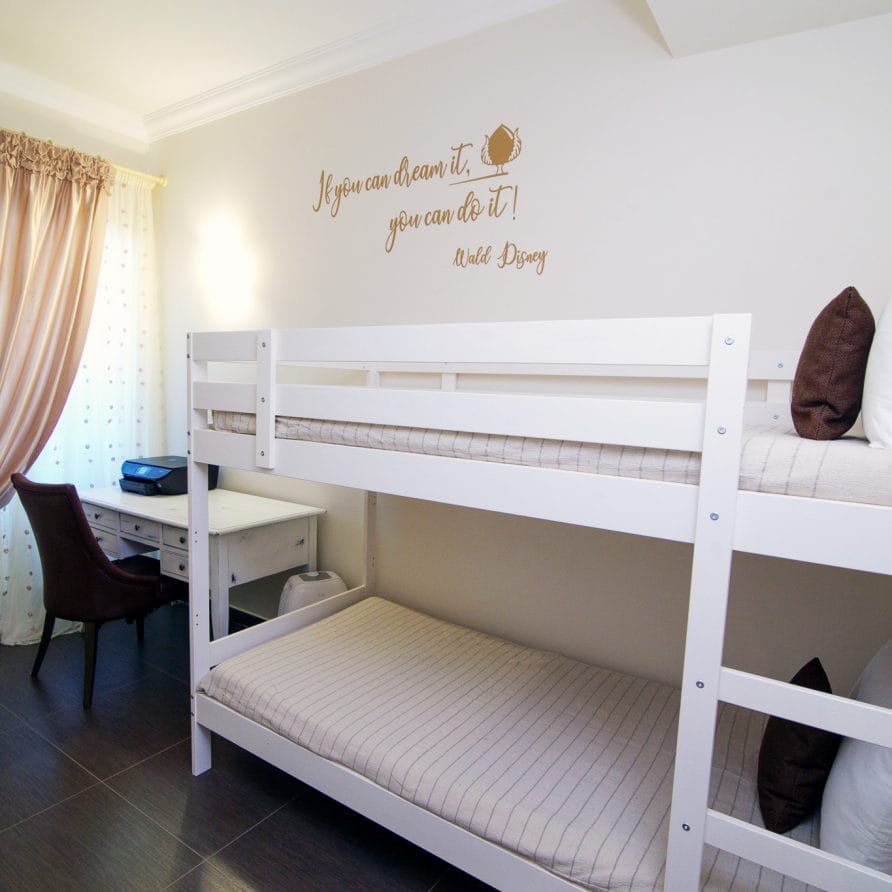 Luxury Vale Villa