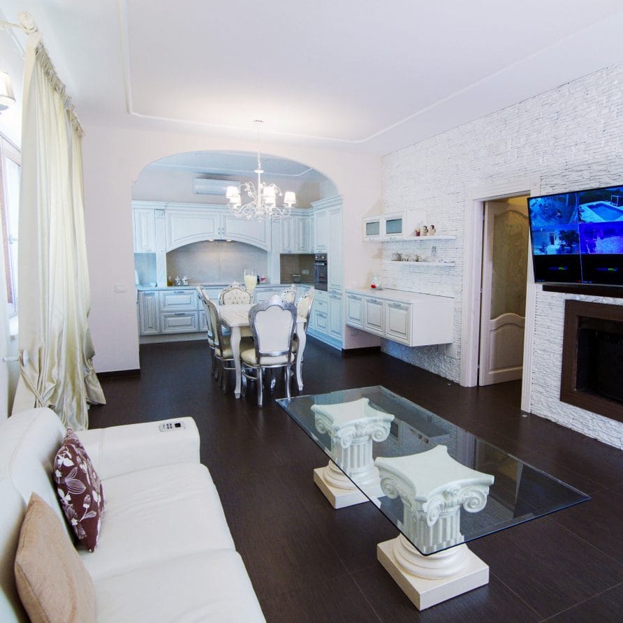 Luxury Vale Villa